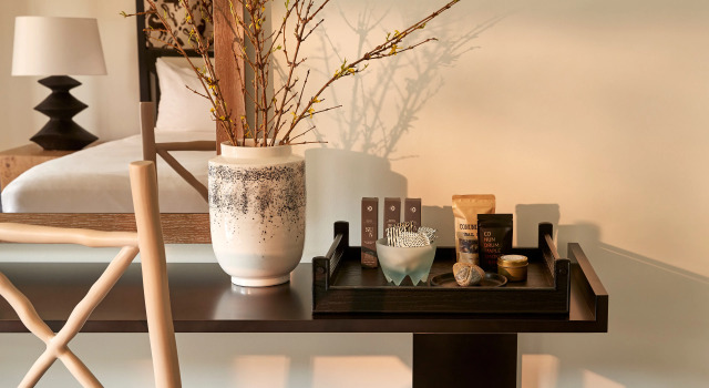 Номер Standard Madeline Hotel & Residences, Auberge Collection