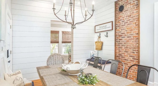 North Beach Bungalow by Tybee Vacation Rentals, Rezerwuj Hotel Hotele w Tybee Island z parkingiem, Parking