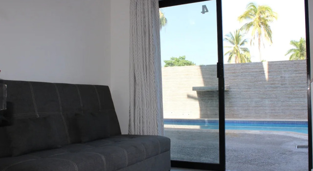 Suites del Carmen, Забронировать Апарт-отель Отели Пеньита-де-Хальтемба с парковкой, Парковка