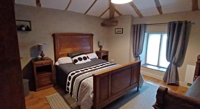 Le figuier, Boek Hotel Hotels in Le Lindois met zwembad, Zwembad