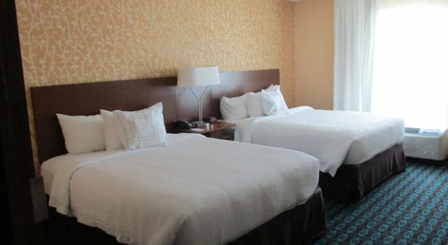 Четырёхместный номер Standard Fairfield Inn & Suites by Marriott Fremont