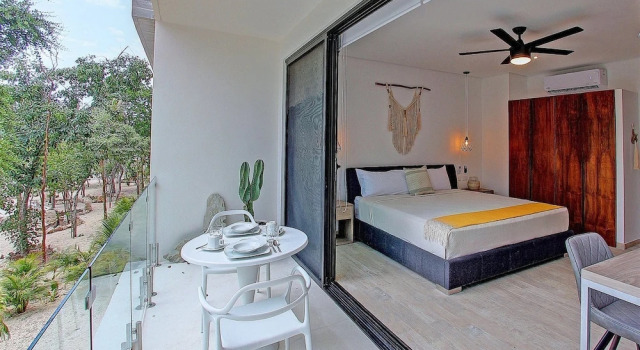 Laze In The Infinity 360 Degree Pool at PANORAMIC C 201- By Salt-Kisses, Rezervovat Hotel La Veleta 