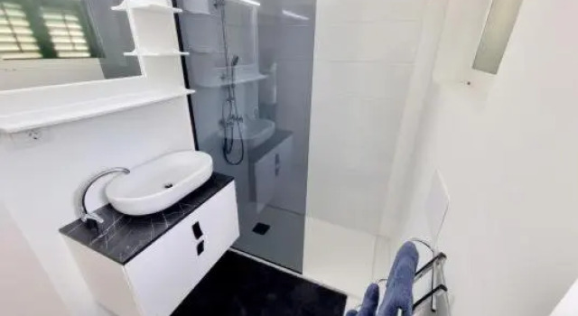 Apartments Eis