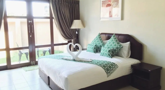 Номер Deluxe с балконом Garden Home Resort