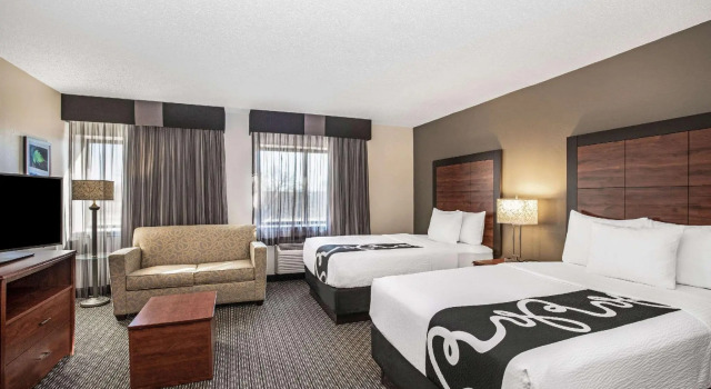 Четырёхместный номер Deluxe La Quinta by Wyndham N Little Rock - McCain Mall