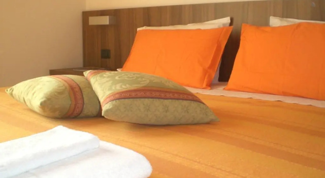 Hotel C25, Забронировать Отель Понцано-Венето 