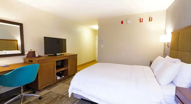 Люкс Hampton Inn - Vancouver Airport/Richmond