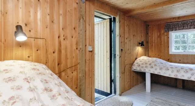 4 Person Holiday Home in Rodby, Rezervovat Rekreační dům Hotely v Lolland s parkováním, Parkování
