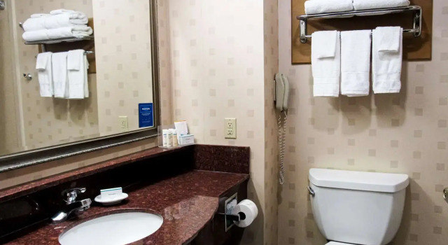Двухместный номер Standard Hampton Inn Oxford-West