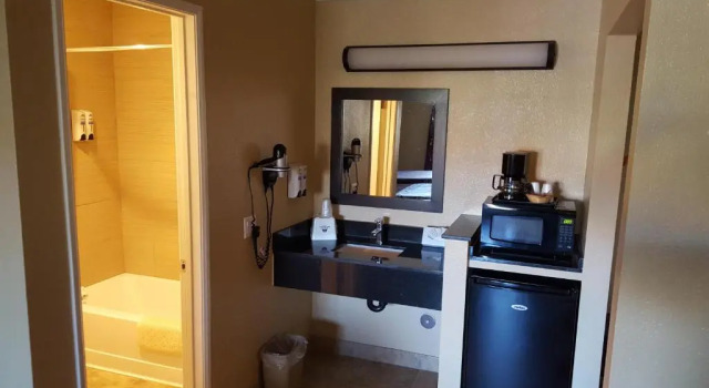 Двухместный номер Standard Anaheim Astoria Inn & Suites