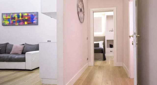 Cosy and Stylish 2beds Flat 3 Mins From Piazza di Spagna, Забронировать Отель Спанья Рим, рядом с Посольство США в Риме