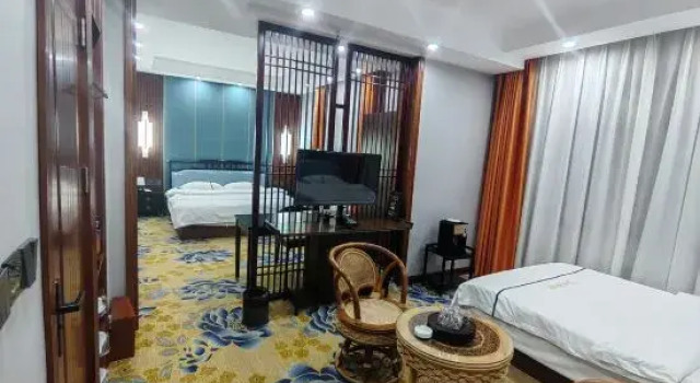 Люкс Business Taiyongju Hotel (Near Dingxi Second People's Hospital, Dingxi No.1 Middle School