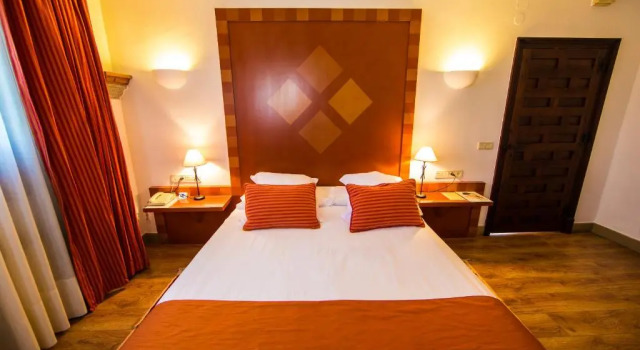 Двухместный номер Hotel Hacienda del Cardenal