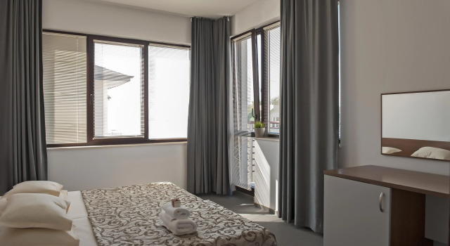 Seahouse Afrodita, Забронировать Отель Отели области Бургас с бассейном, Бассейн