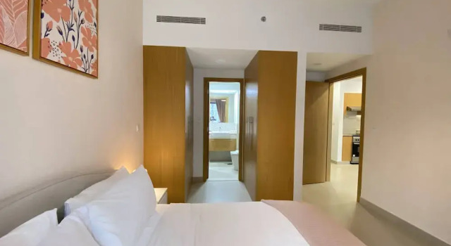 Lux BnB Bellevue Tower City  View, Забронировать Отель «постель и завтрак» Дубай Эмират Дубай, рядом с Дубайский аквариум