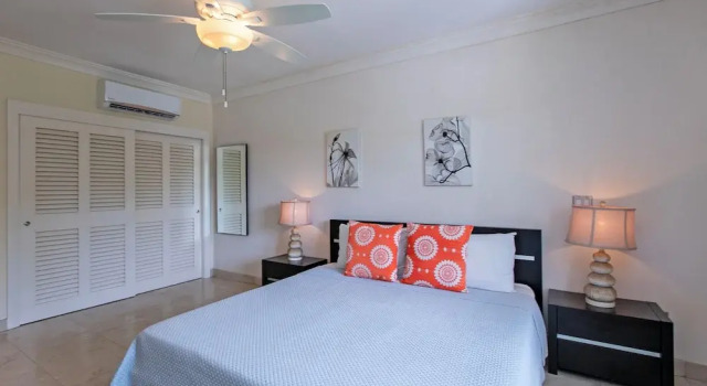 2 Bedrooms Deluxe Apartment with balcony Waterside 303