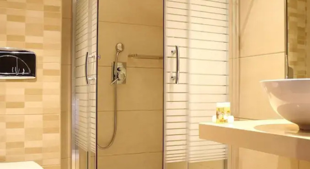 Номер Standard с балконом и с частичным видом на море Golden Beach