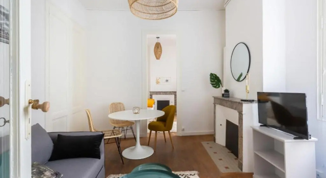 Апартаменты Modern Apartment in City Center for up to 4 Guests!