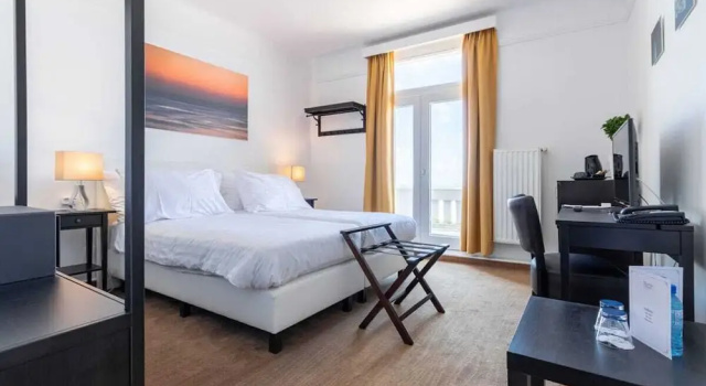 Двухместный номер Classic с видом на море Thermae Palace
