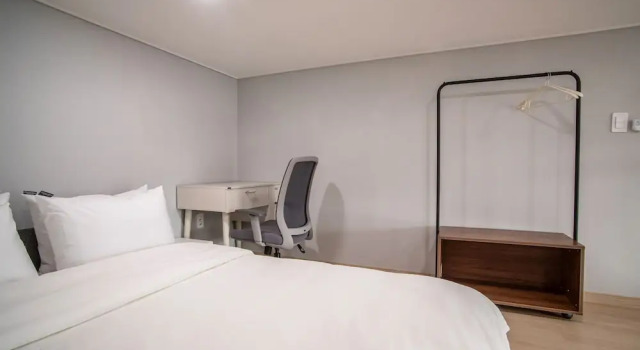 Номер Standard Jeju Central Park Residence