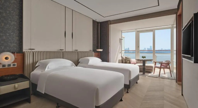 Двухместный номер Premium с видом на море InterContinental Haikou Seaview by IHG