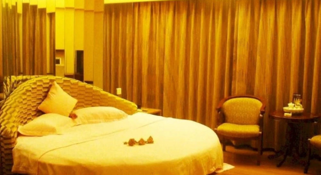 Meili Hotel - Dongguan, Boek Hotel Hotels in Guangdong met parkeren, Parkeren