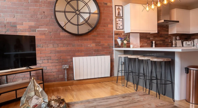Heritage Spacious Luxury Mill Apartment, Varaa Huoneisto Asunnot kohteessa Merseyside, Huoneisto