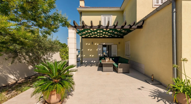 Villa Tatijana ZadarVillas, Забронировать Вилла Куклица Ugljan Island