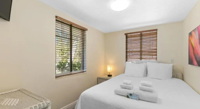 Люкс с 2 комнатами Siesta Key Beachside Villas