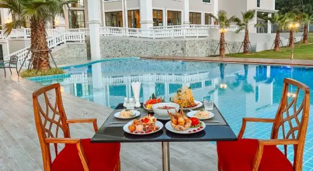 Grand Lord Hotel & Residence, 预订 酒店 梭桃邑 春武里