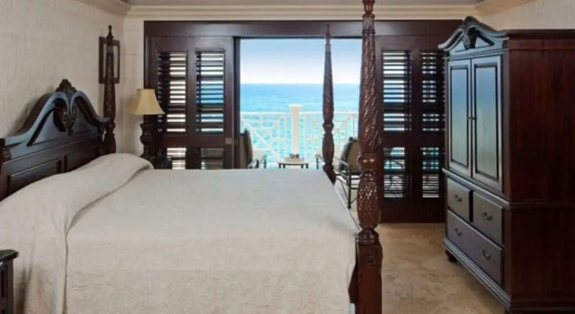 1 Bedroom Ocean View Apartment The Crane, Barbados