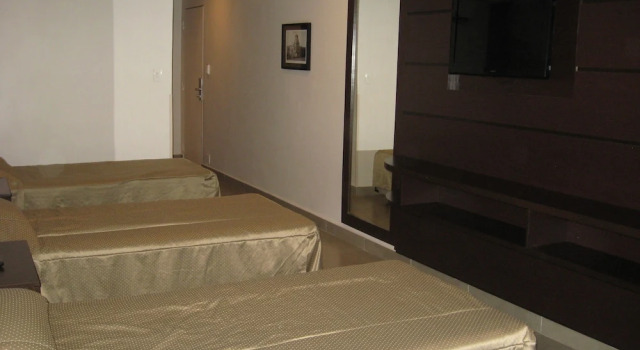 Трёхместный номер Standard Hotel Lugus
