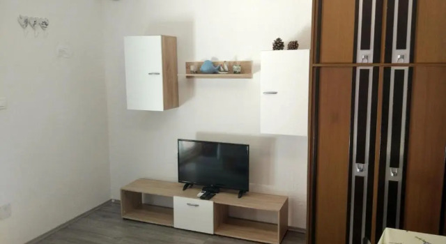 Apartment Tome, Забронировать Апартаменты/квартира Отели Биоград-на-Мору с парковкой, рядом с Kornati Marina, Парковка