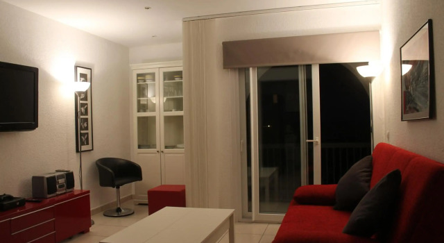Absolute Apartment, Забронировать Апартаменты/квартира Отели Alt Empordà с парковкой, Парковка