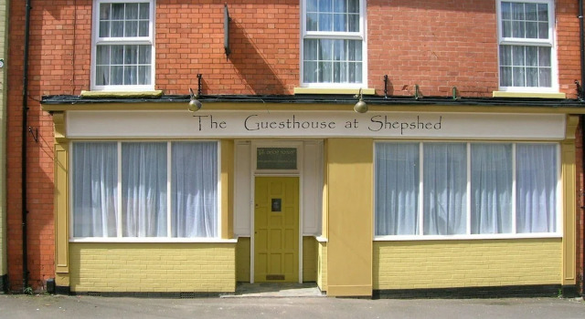 The Guesthouse at Shepshed, Забронировать Отель Отели Лестершир с парковкой, Парковка