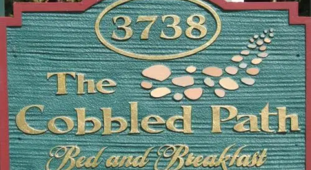 The Cobbled Path Bed and Breakfast, Book Hotel Fort Erie Ontario