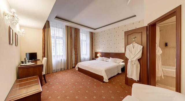 Louren hotel
