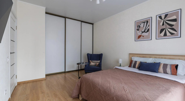 Tyumen Sloboda apartment on Farman Salmanova Street, Book Apartment Hotels in Tyumen Region with Parking, Parking