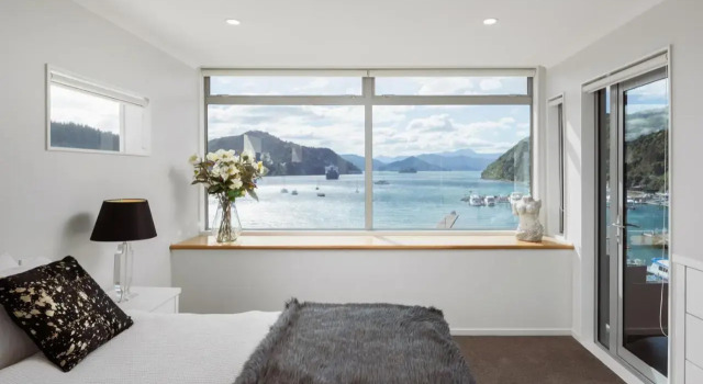 Oxleys Penthouse 506