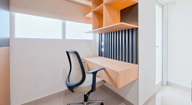 Studio Near Krl Station At Cisauk Point Apartment