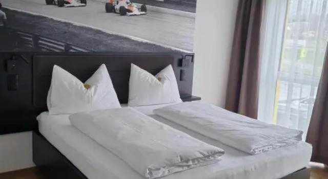 Standart çift kişilik oda RINGRAST Hotel