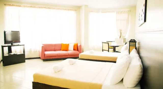 Семейный номер Deluxe Ati-Atihan Festival Hotel