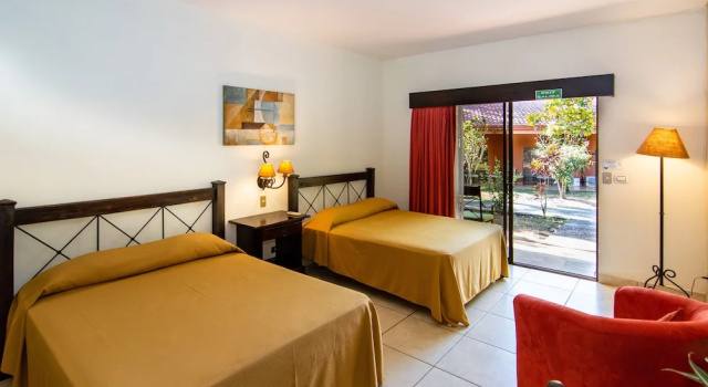 Четырёхместный номер Standard с балконом Natural Lodge Caño Negro
