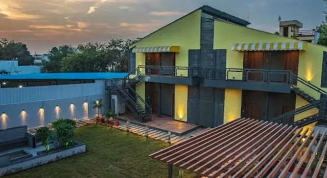 Casa Oro, Забронировать Отель Отели штата Мадхья-Прадеш 4 звезды, 4*