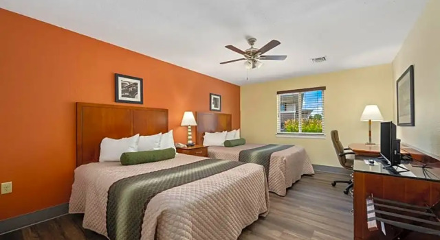 Четырёхместный люкс Affordable Suites of America Stafford Quantico