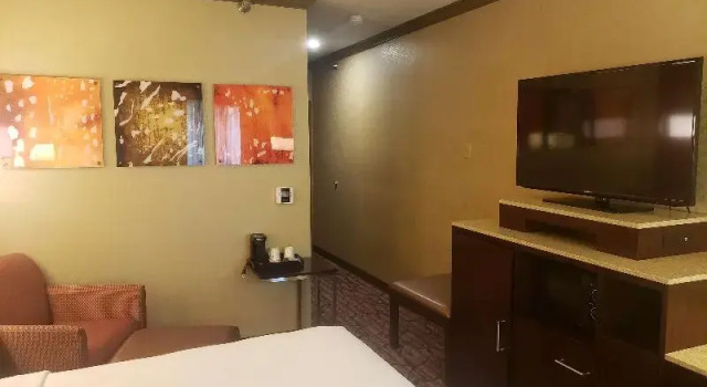 Номер Standard с балконом Best Western Plus Brookside Inn