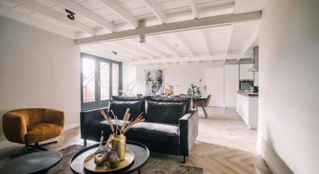 Stadsvilla Luxurious 3 room loft met airco Willem 2, Забронировать Отель Тилбург Северный Брабант, рядом с Dutch Textile Musem