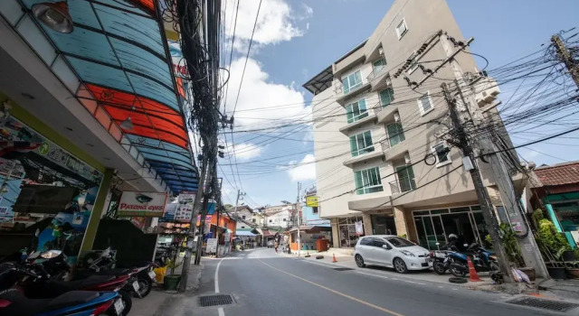 Golden Place Patong by OYO Rooms, Забронировать Отель Патонг-Бич остров Пхукет