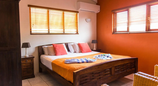 Cariñas Studio Apartments