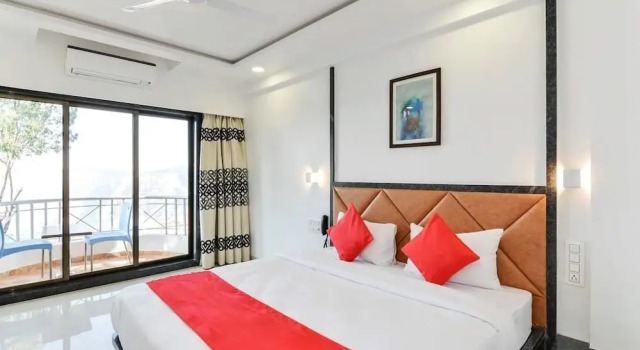 Номер Executive Cloud Mist Resort and Spa